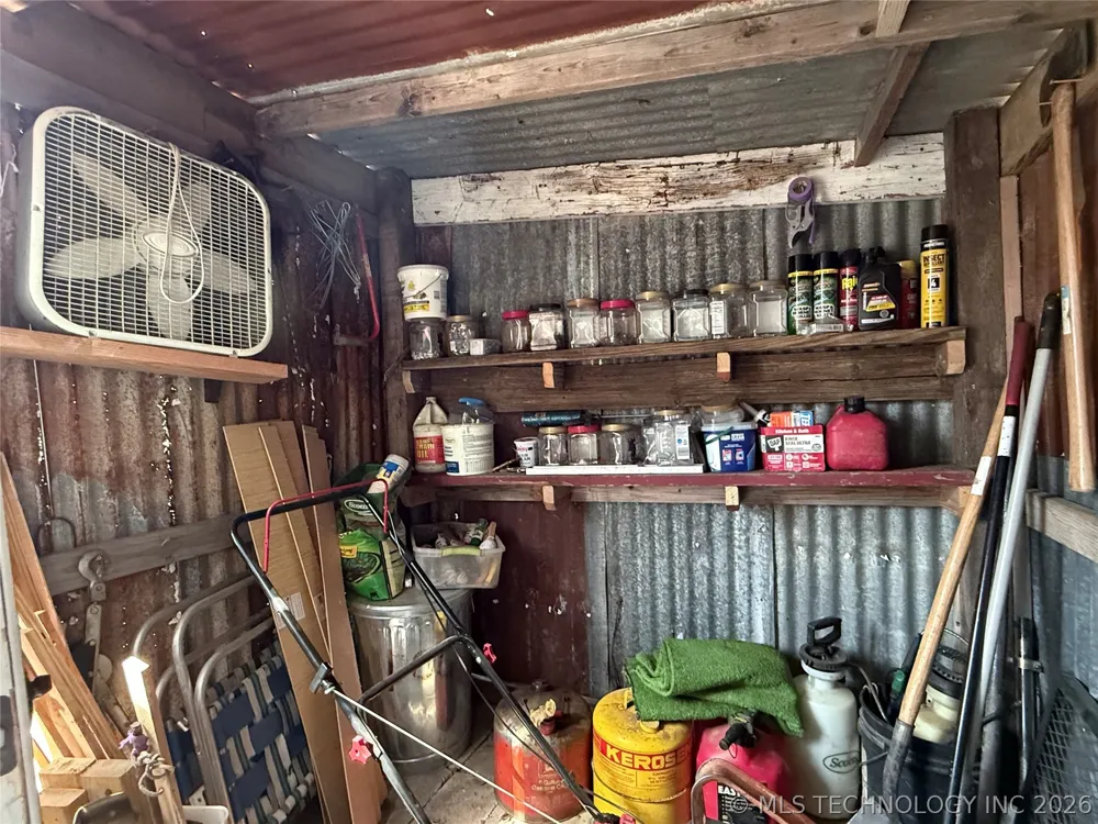 117197 S 4205 ROAD Eufaula, OK 74432