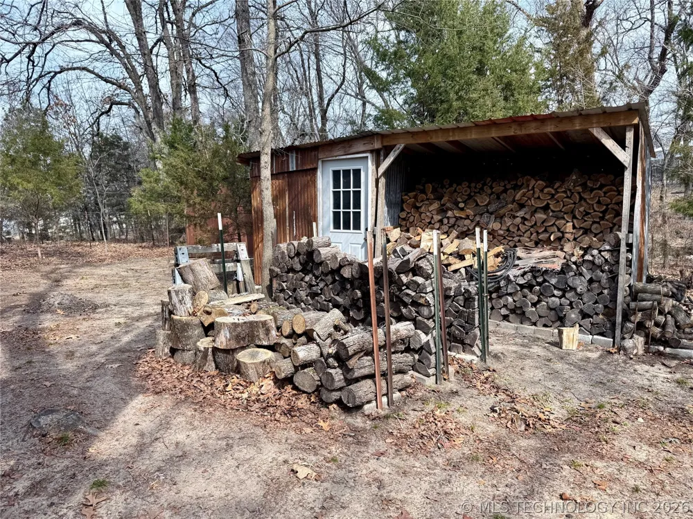 117197 S 4205 ROAD Eufaula, OK 74432