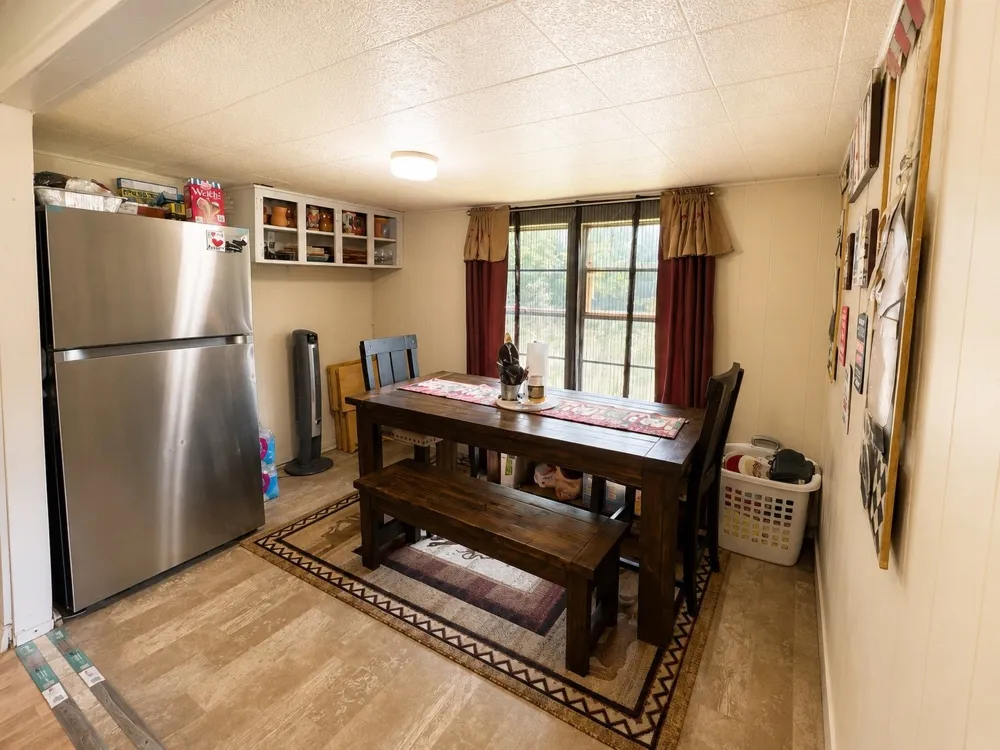 112 Shobert Drive Whitney, TX 76692