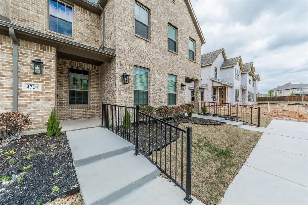 4724 Ladrillo Lane McKinney, TX 75070