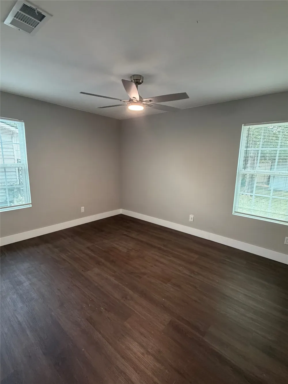 231 Elm Street Hurst, TX 76053