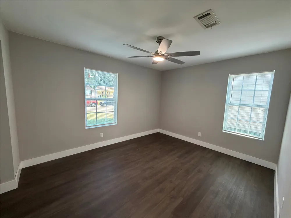 231 Elm Street Hurst, TX 76053