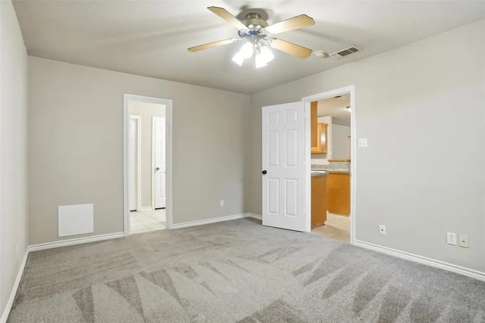 612 Avenue C Springtown, TX 76082