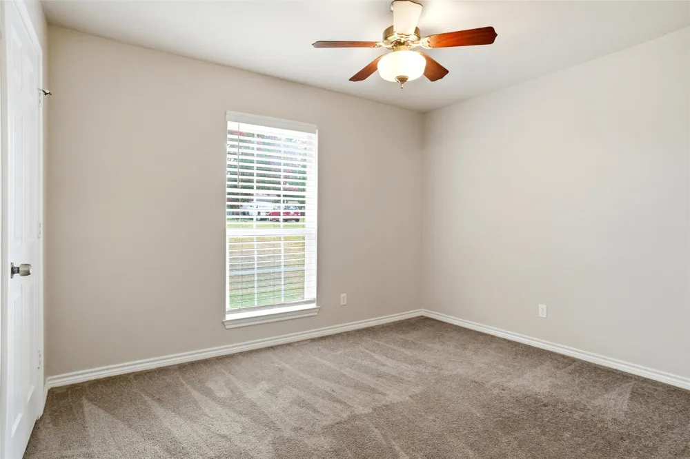 612 Avenue C Springtown, TX 76082