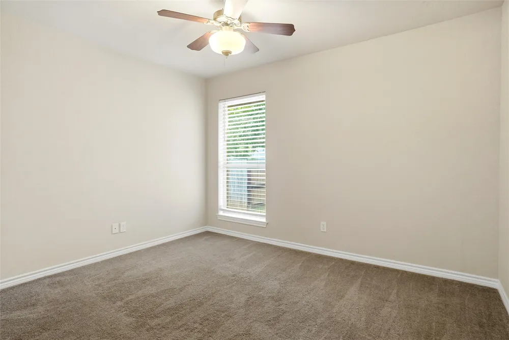 612 Avenue C Springtown, TX 76082