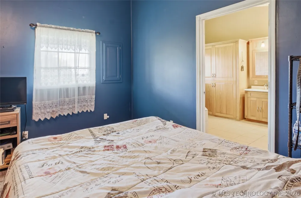 99909 S 4798 ROAD Muldrow, OK 74948