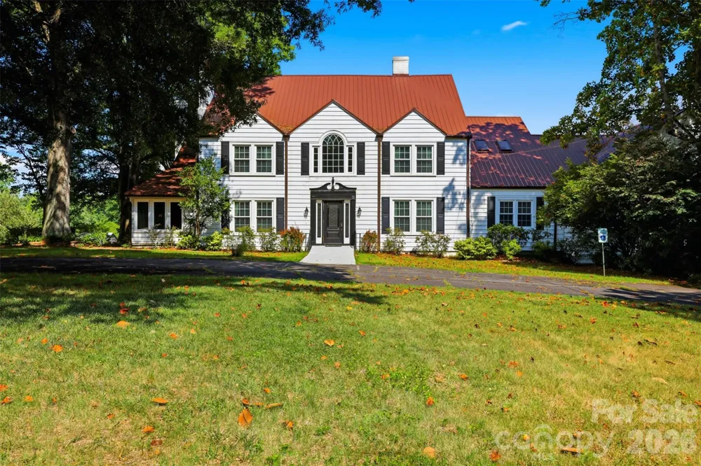 1670 Southwest Boulevard Newton, NC 28658