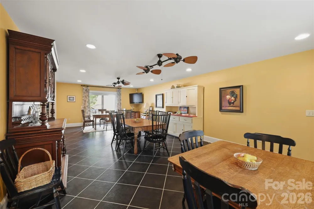 1670 Southwest Boulevard Newton, NC 28658