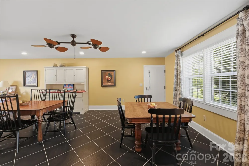 1670 Southwest Boulevard Newton, NC 28658