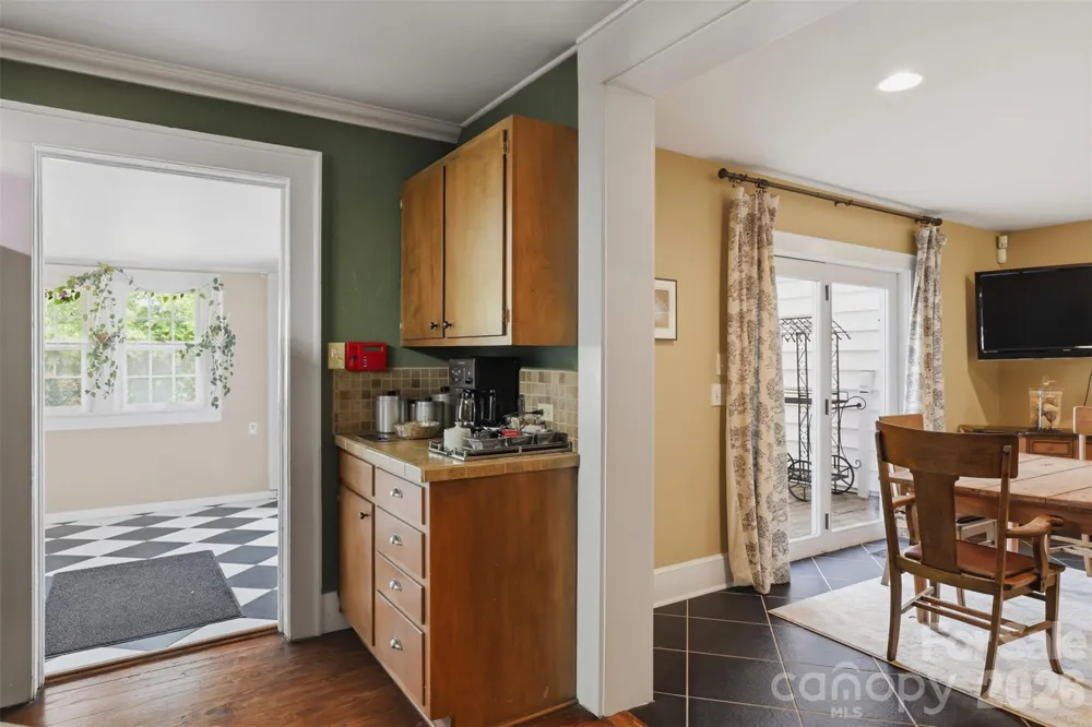1670 Southwest Boulevard Newton, NC 28658