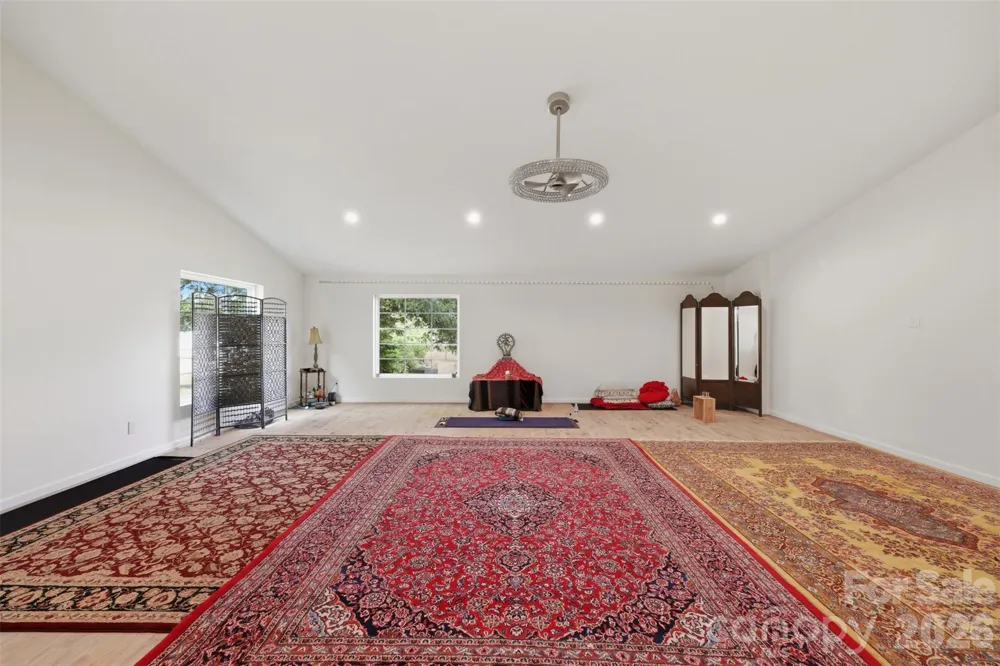 1670 Southwest Boulevard Newton, NC 28658