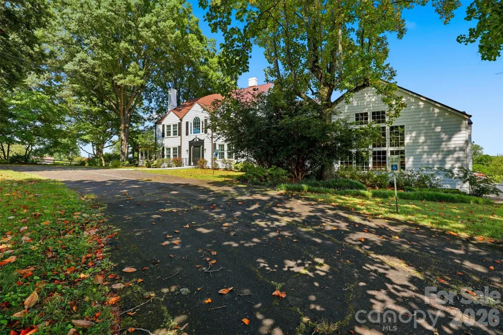 1670 Southwest Boulevard Newton, NC 28658