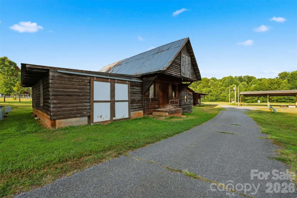 1670 Southwest Boulevard Newton, NC 28658