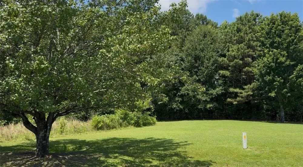155 County Road 424 Centre, AL 35960