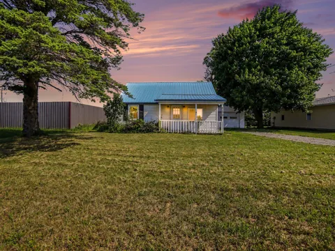 2170 E US Highway 10