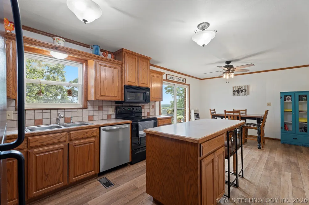 448010 E 60th Road Welch, OK 74369