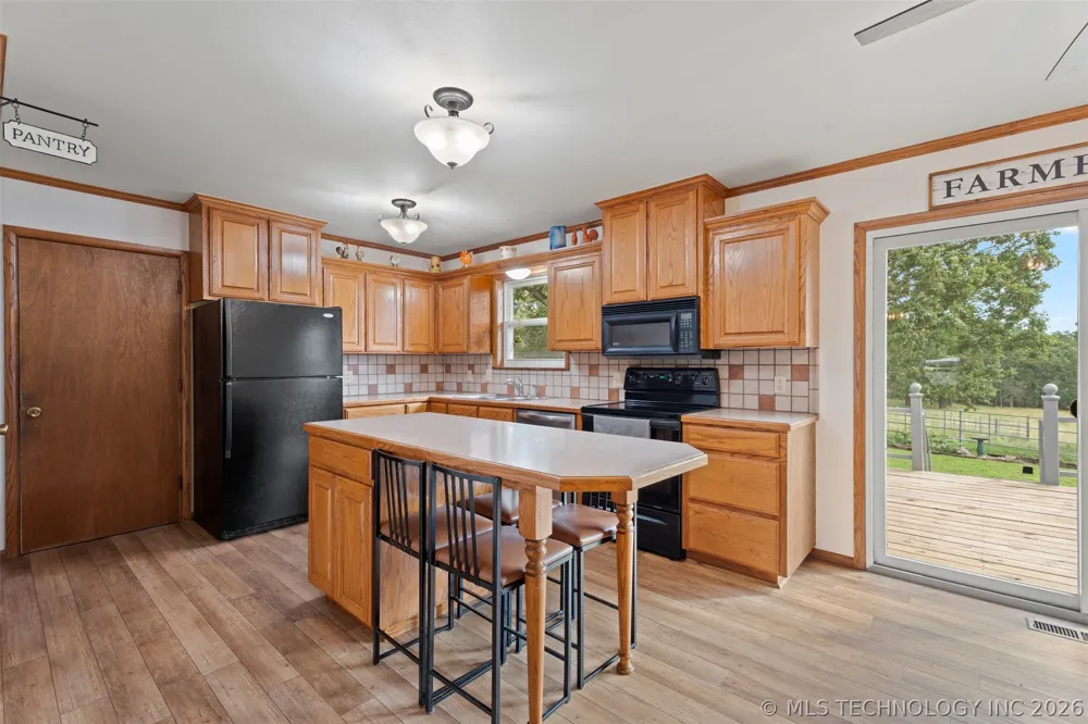 448010 E 60th Road Welch, OK 74369