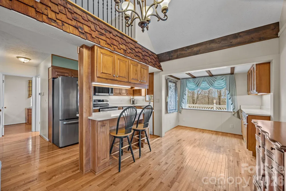 6777 Pinnacle Mountain Road Zirconia, NC 28790