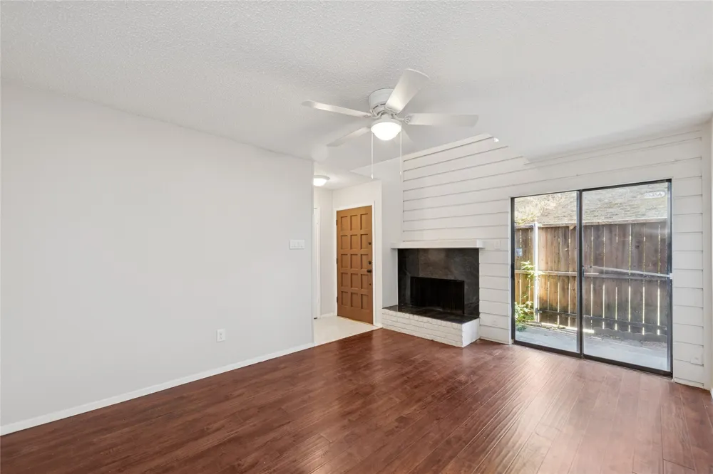333 Melrose Drive #5B Richardson, TX 75080