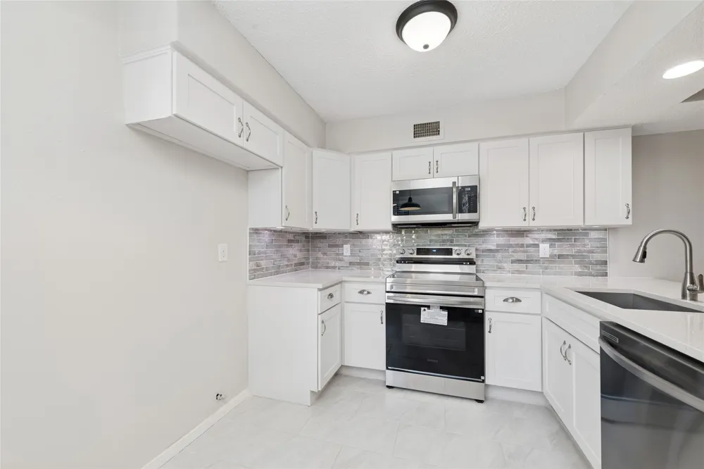 333 Melrose Drive #5B Richardson, TX 75080