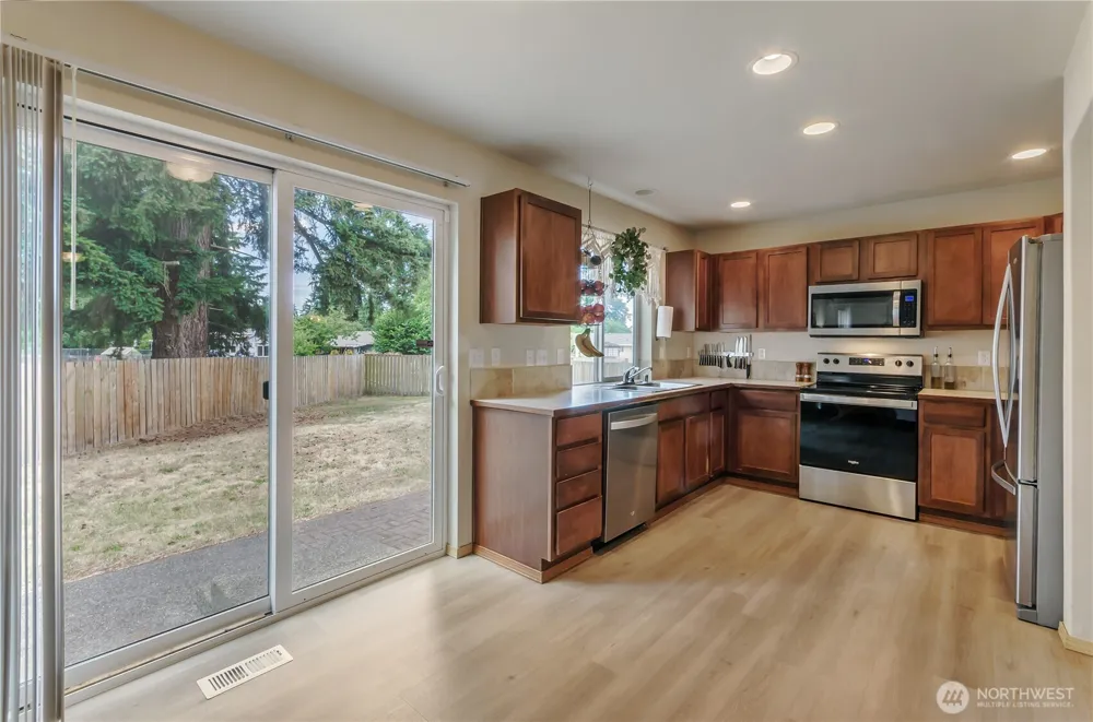 17220 24th Ave Ct E Tacoma, WA 98445