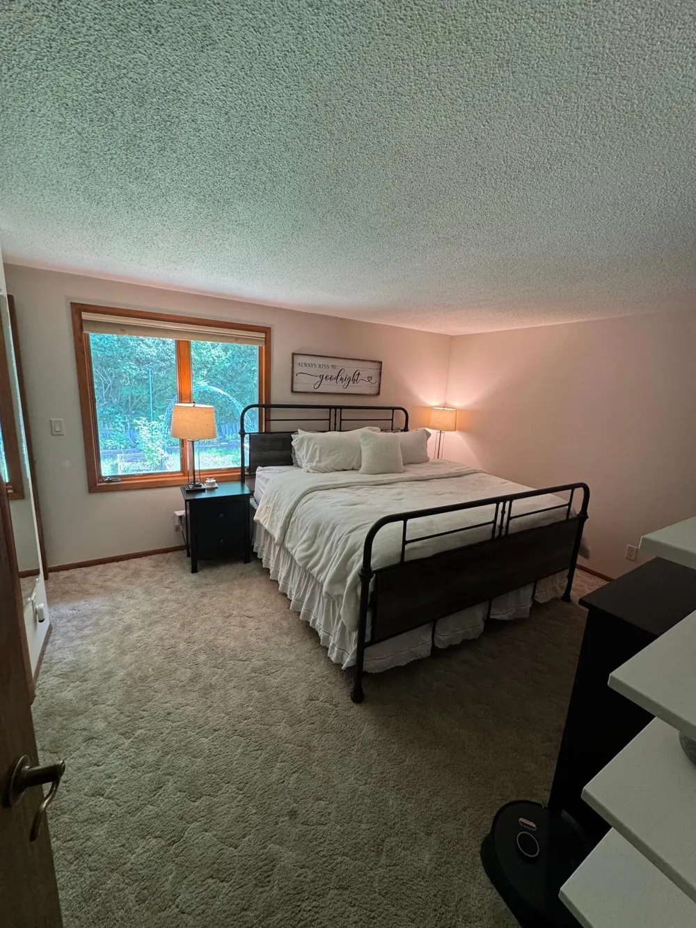 1516 Maywood Drive South Saint Paul, MN 55075