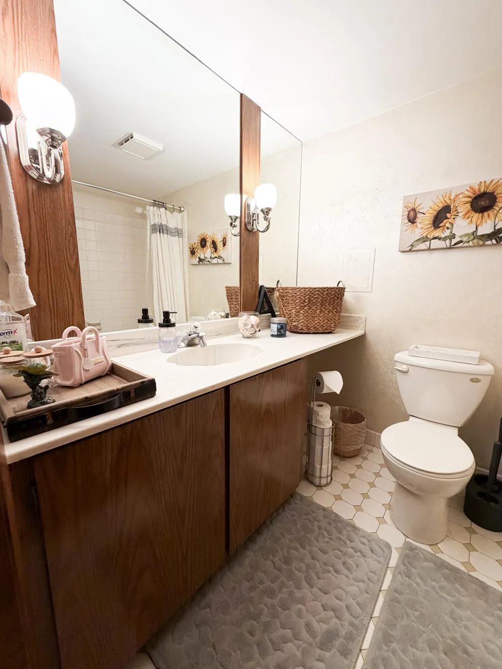 1516 Maywood Drive South Saint Paul, MN 55075