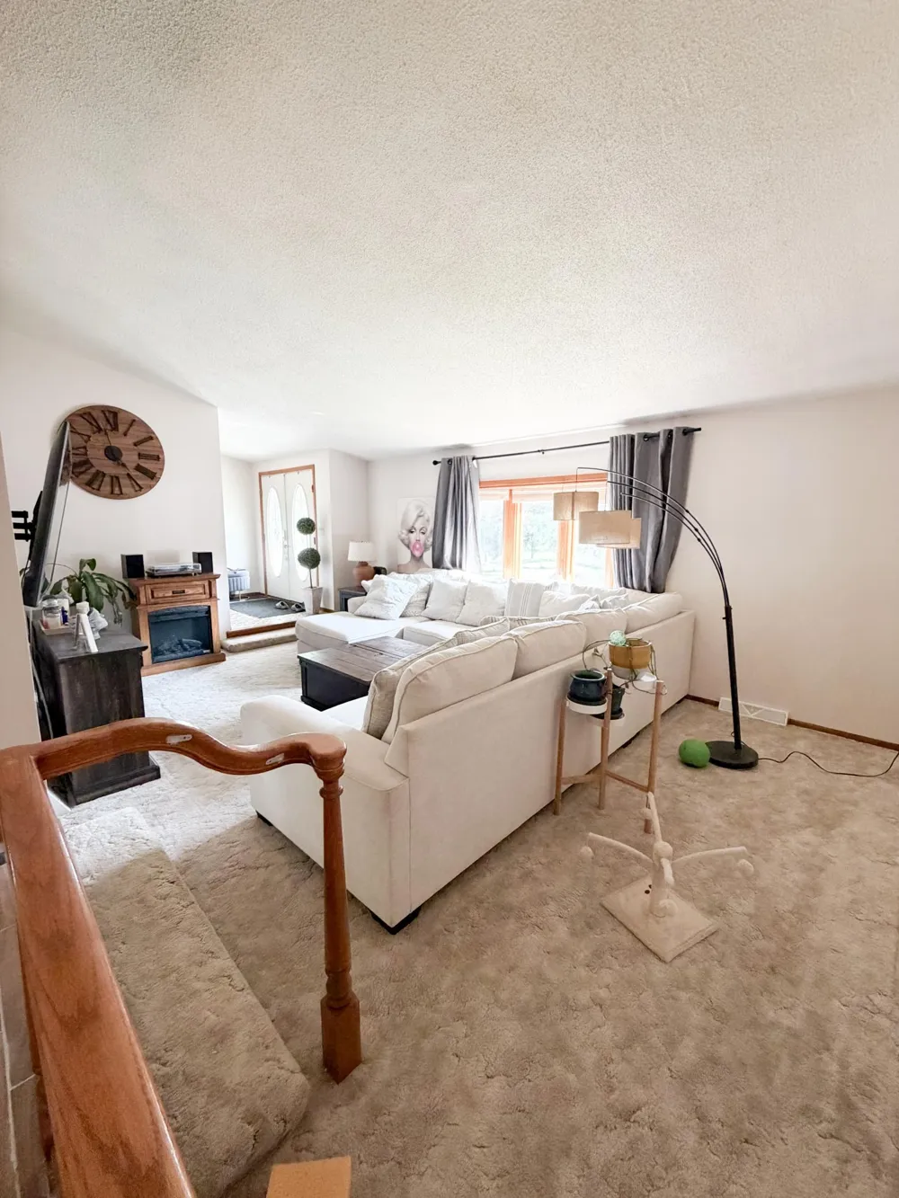 1516 Maywood Drive South Saint Paul, MN 55075
