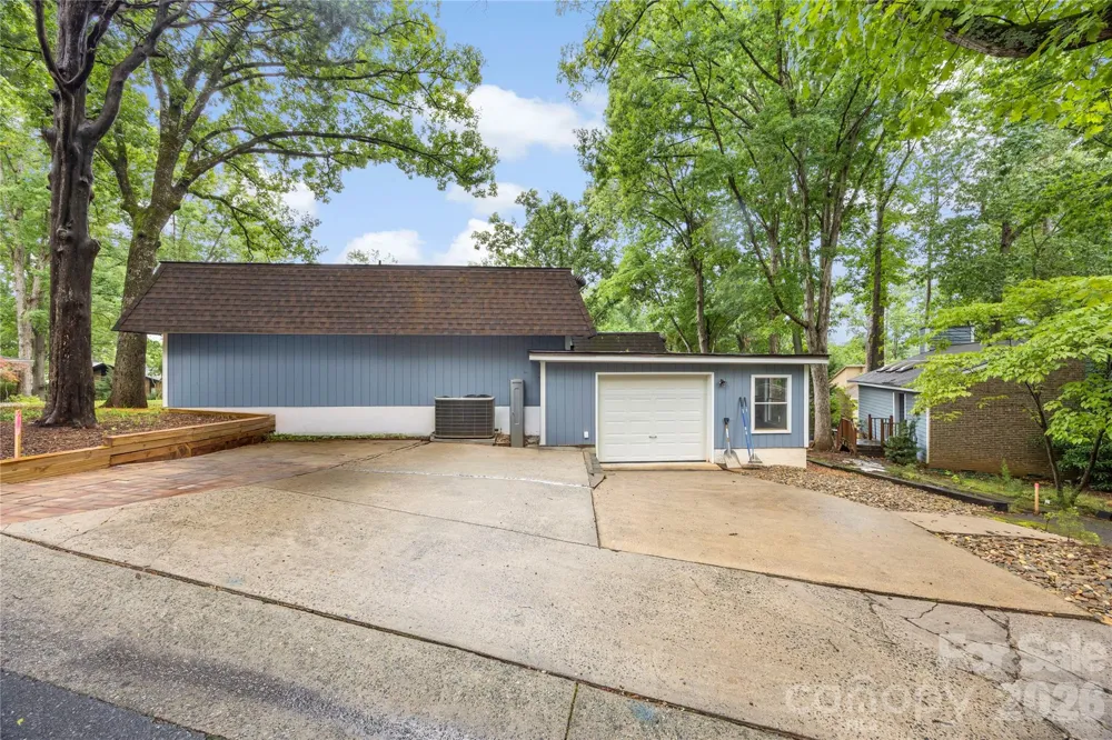 2087 Marquesas Avenue Tega Cay, SC 29708