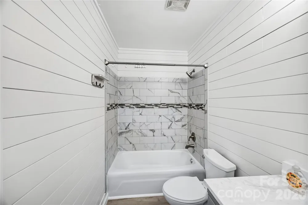 2087 Marquesas Avenue Tega Cay, SC 29708