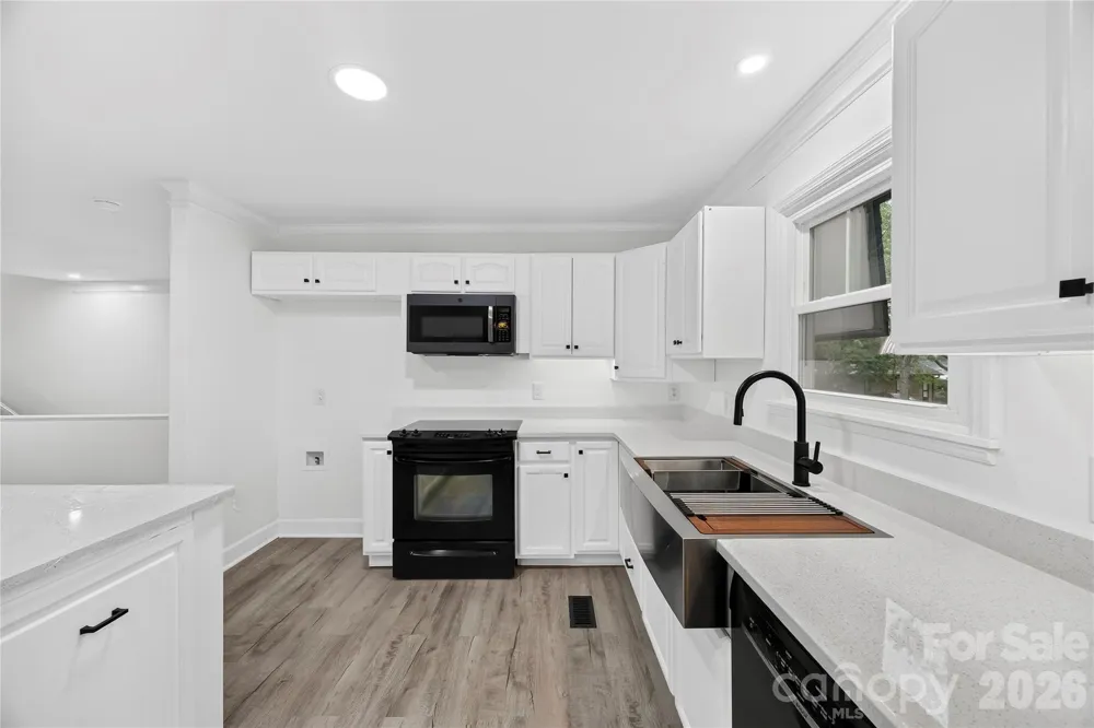 2087 Marquesas Avenue Tega Cay, SC 29708