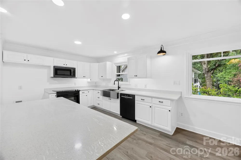 2087 Marquesas Avenue Tega Cay, SC 29708