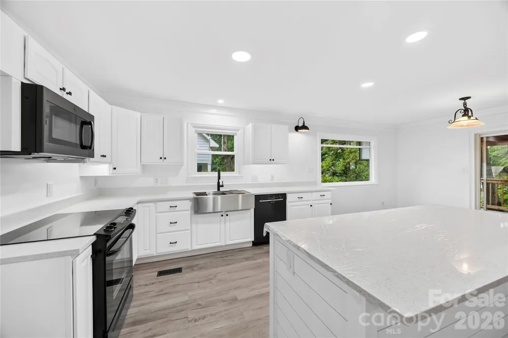 2087 Marquesas Avenue Tega Cay, SC 29708