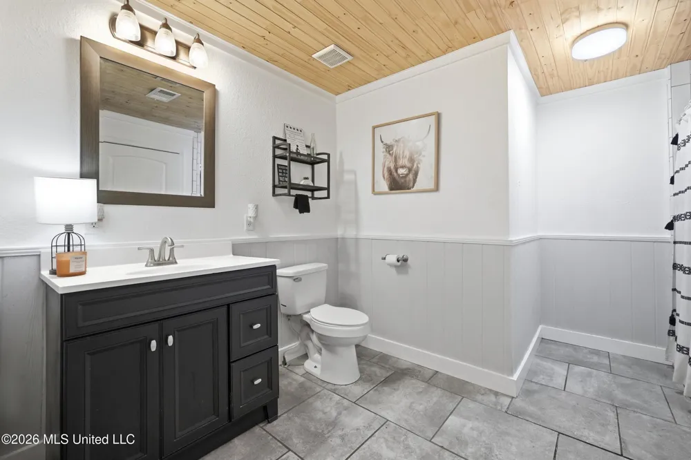 26 2nd Street Poplarville, MS 39470