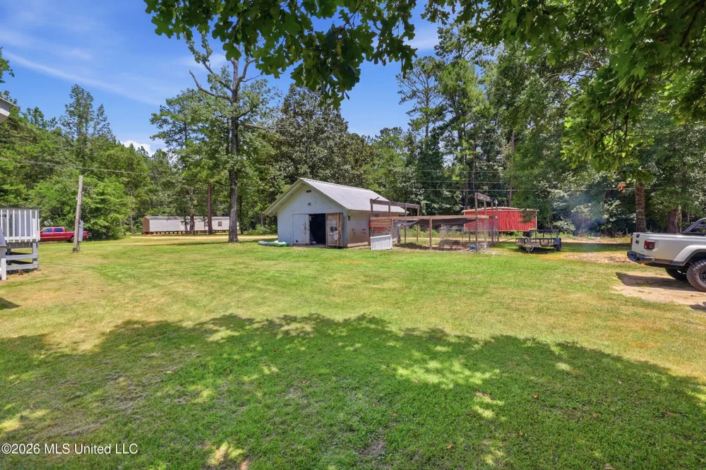 26 2nd Street Poplarville, MS 39470