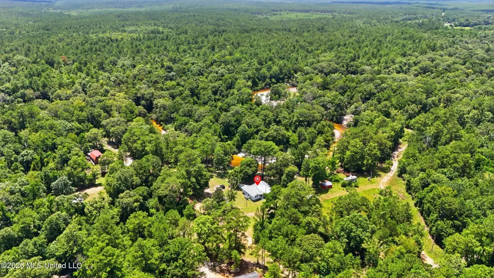 26 2nd Street Poplarville, MS 39470
