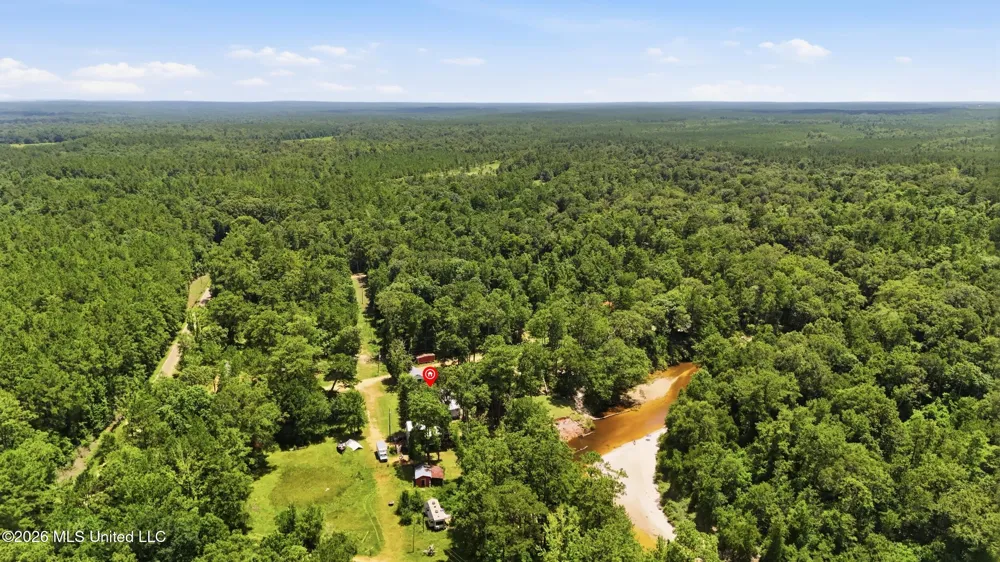 26 2nd Street Poplarville, MS 39470