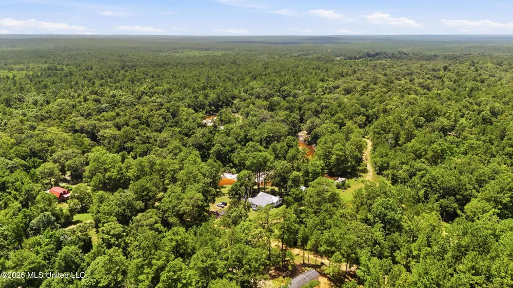 26 2nd Street Poplarville, MS 39470