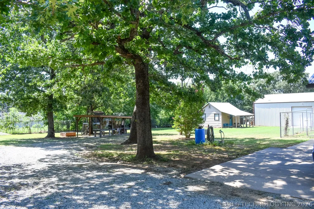 30115 4280 ROAD Quinton, OK 74561