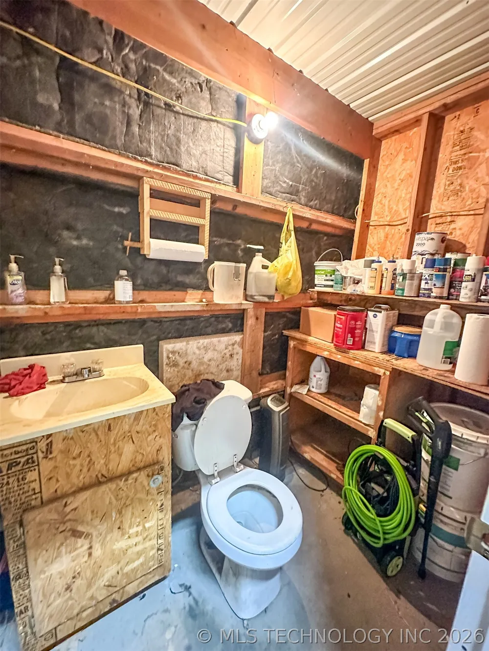30115 4280 ROAD Quinton, OK 74561