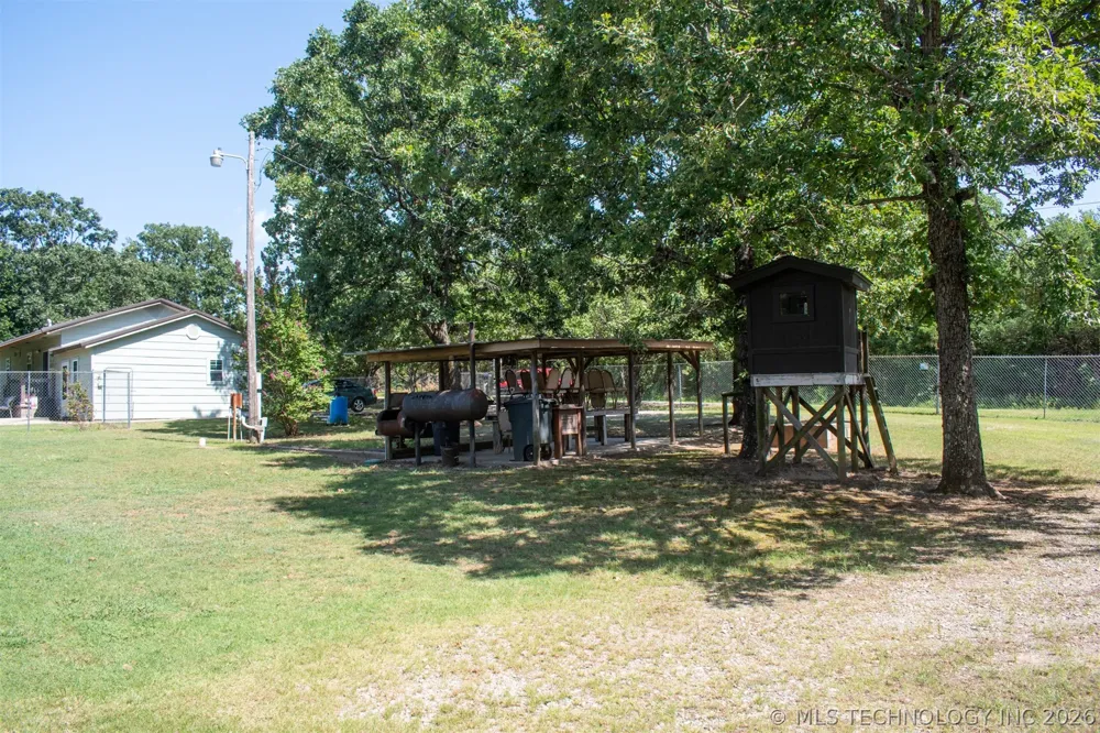 30115 4280 ROAD Quinton, OK 74561
