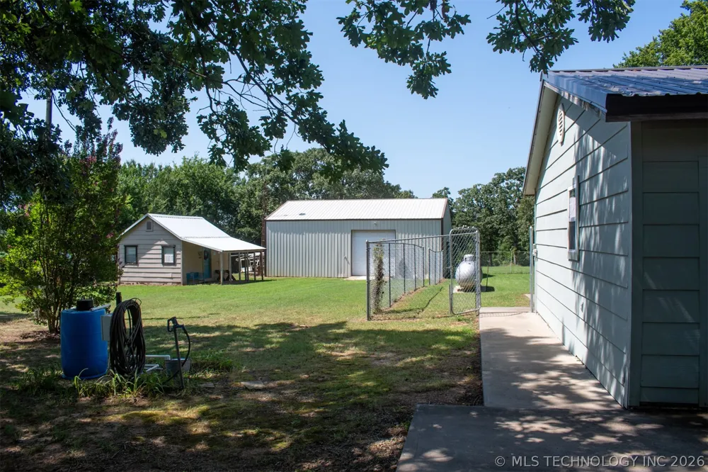 30115 4280 ROAD Quinton, OK 74561