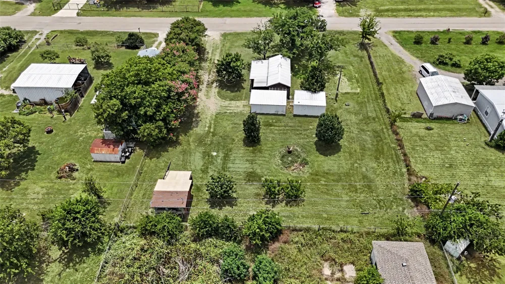 1304 Terry Drive Willow Park, TX 76008