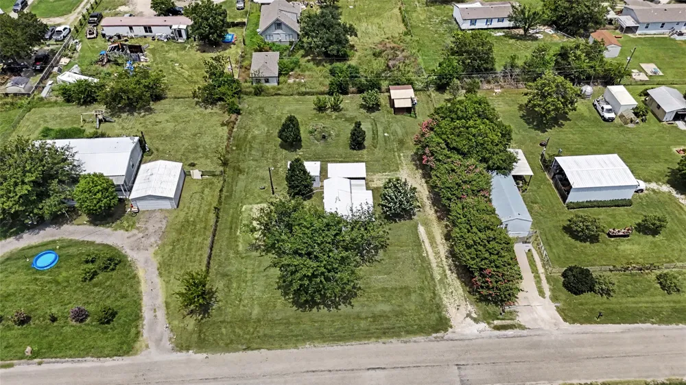 1304 Terry Drive Willow Park, TX 76008