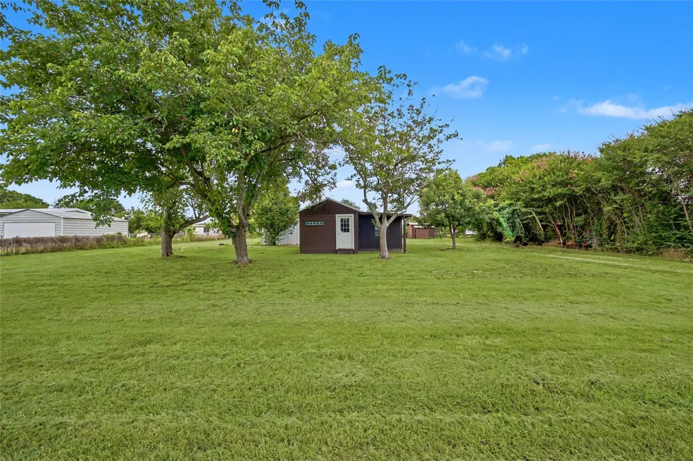 1304 Terry Drive Willow Park, TX 76008