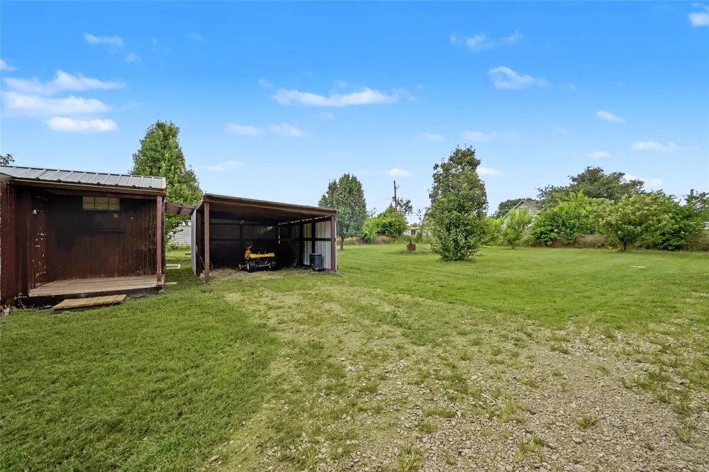 1304 Terry Drive Willow Park, TX 76008