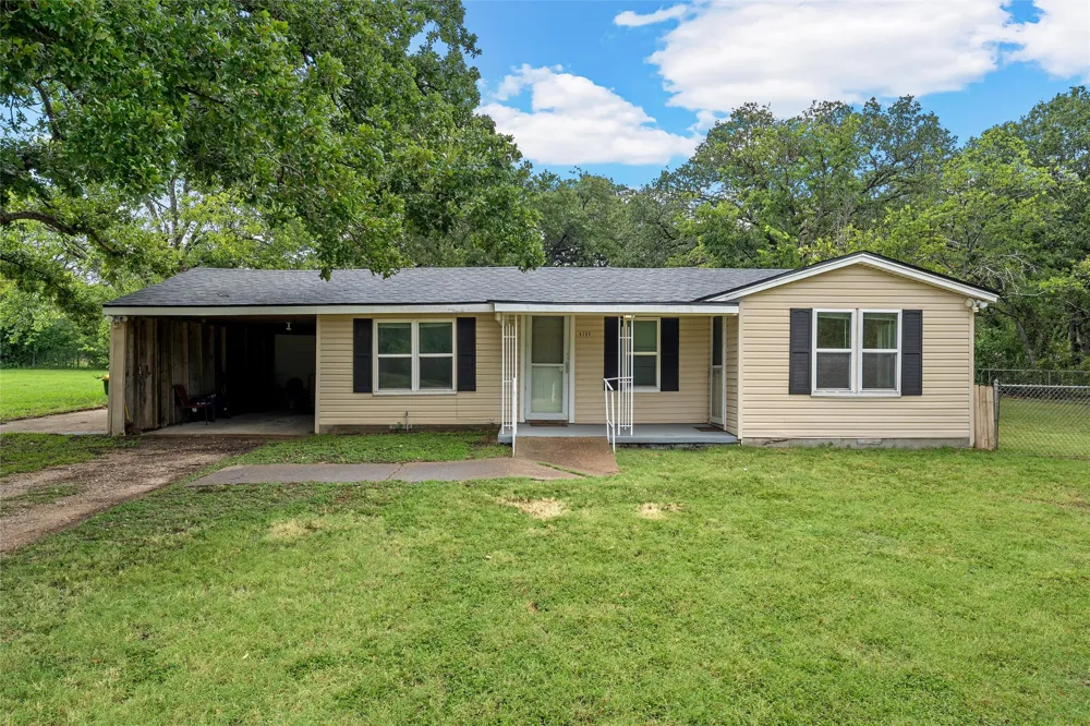 4704 Williams Road Bellmead, TX 76705