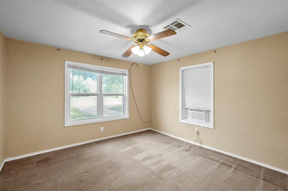 4704 Williams Road Bellmead, TX 76705