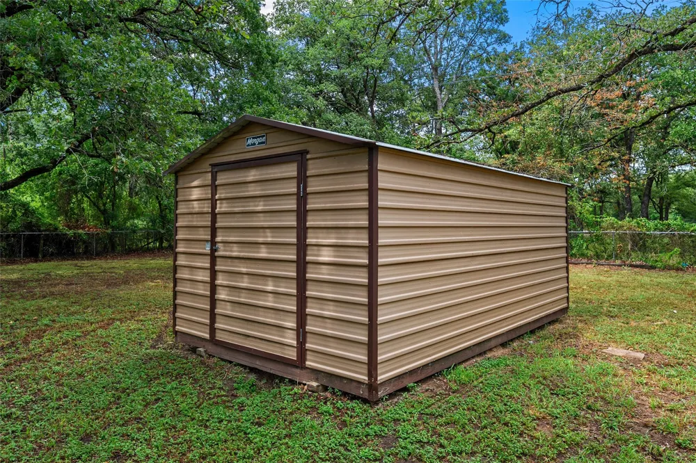 4704 Williams Road Bellmead, TX 76705