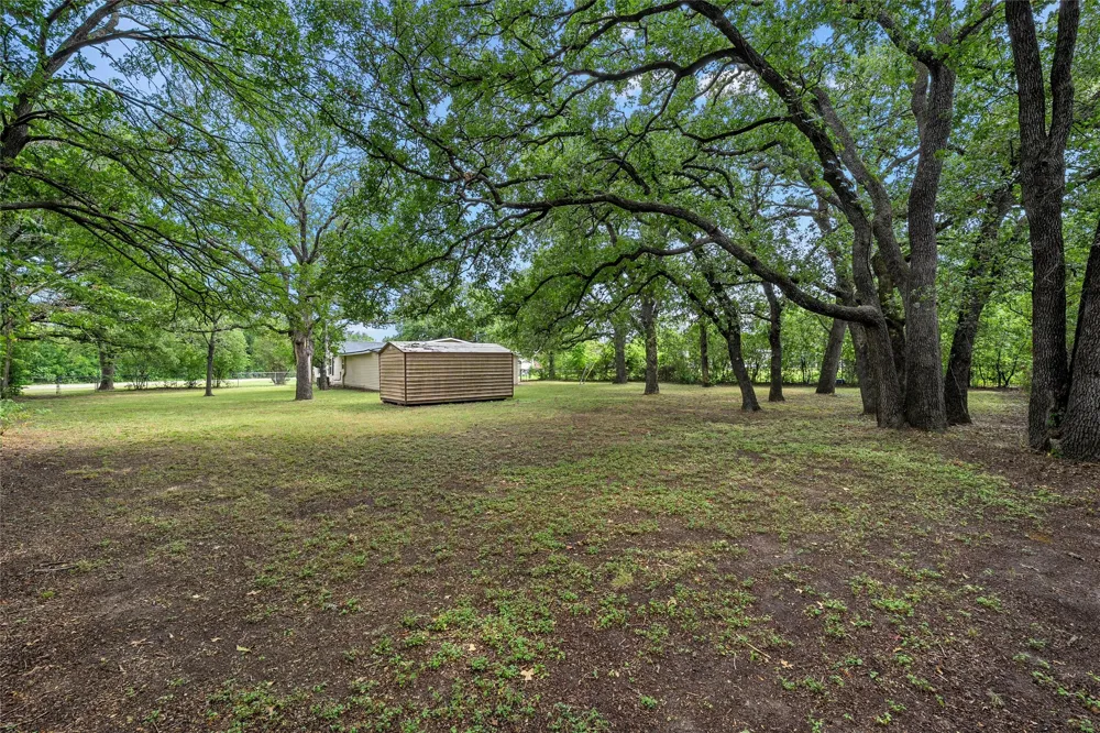 4704 Williams Road Bellmead, TX 76705